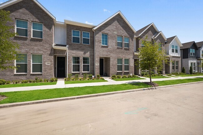 Building Photo - 5243 Legacy St