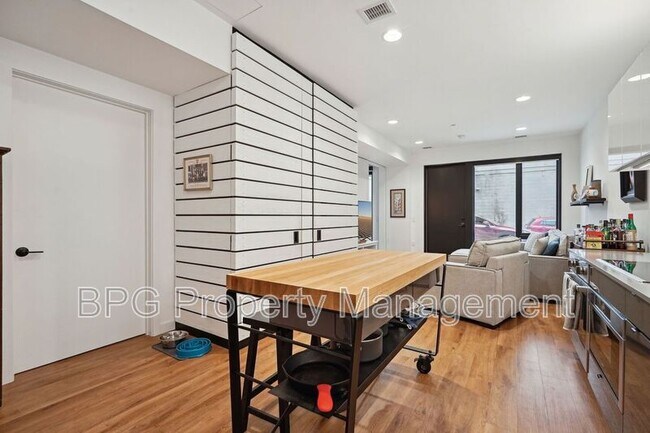 Building Photo - 57 N Street NW