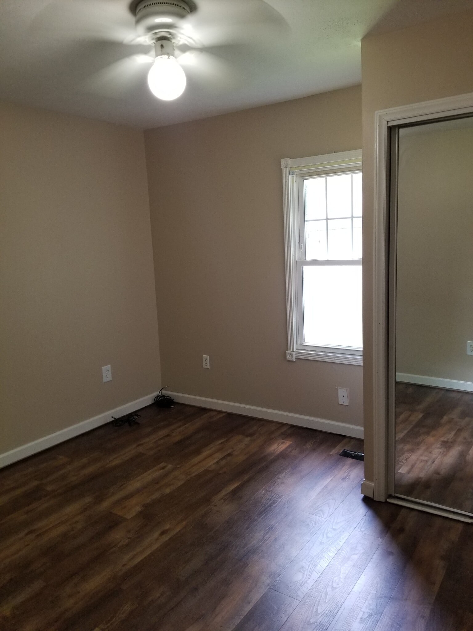 Building Photo - 173 Lacy Hollow Rd