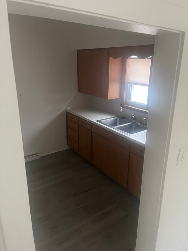 Building Photo - 515 North St