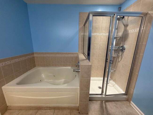 Building Photo - 76 Lyon Ct