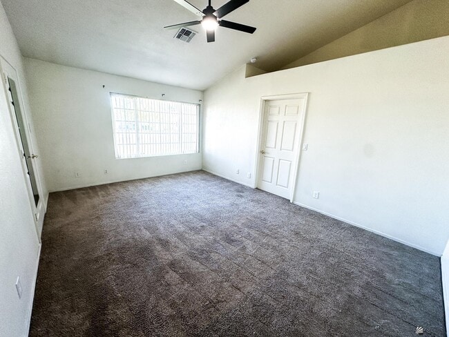 Building Photo - 3555 W 15th Ln