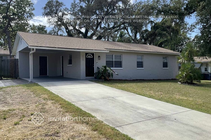 Primary Photo - 2009 E Humphrey St