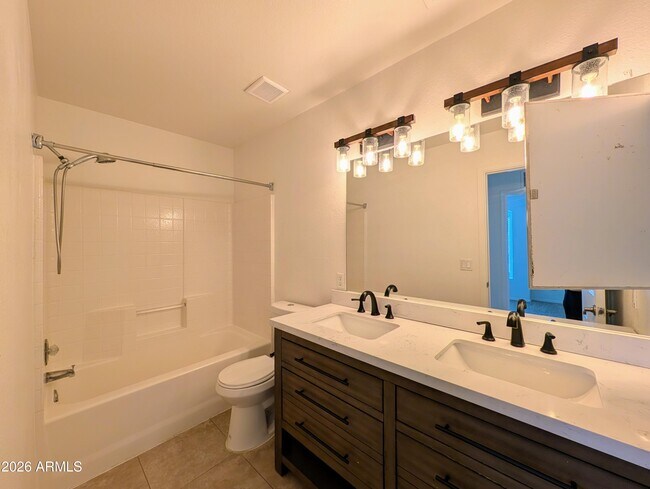 Building Photo - 1836 E Aspen Way