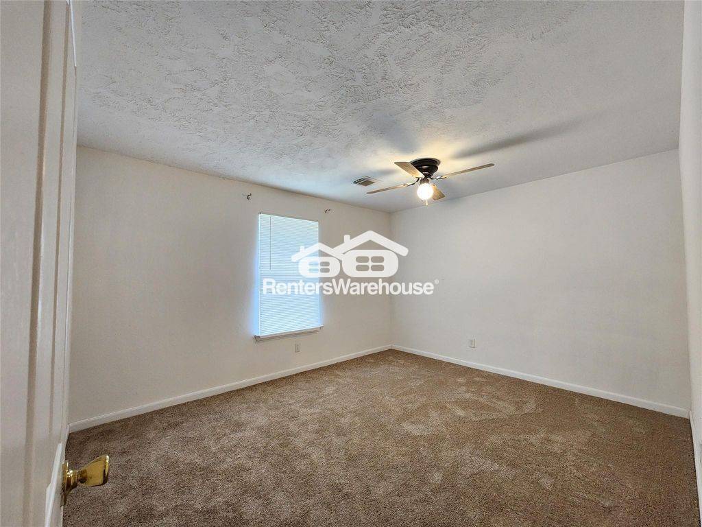 Building Photo - 7629 Fitzhugh St