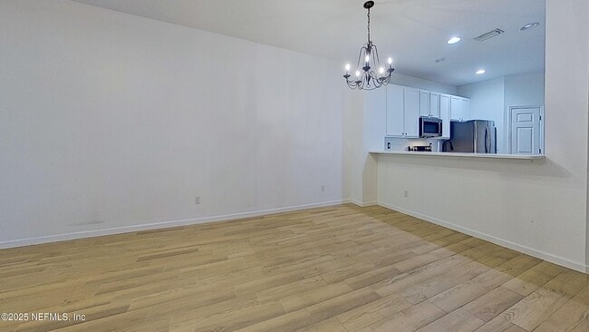 Building Photo - 12301 Kernan Forest Blvd