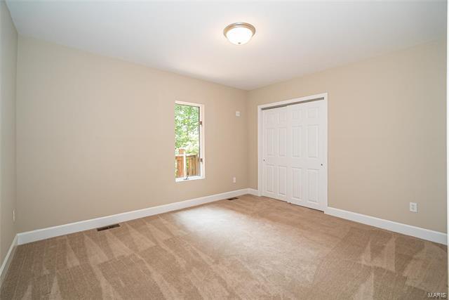 Building Photo - 817 Gray Friar Dr