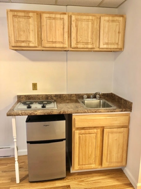 Building Photo - 405 Beacon St