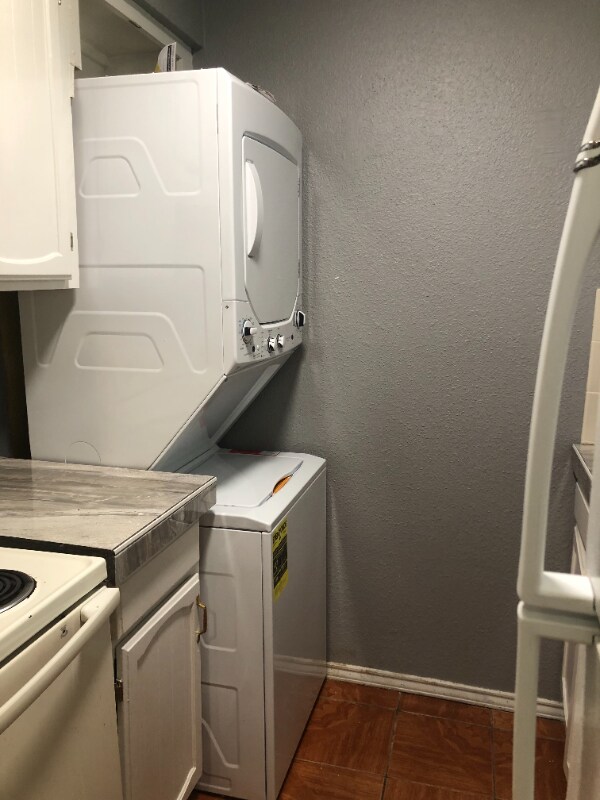 Building Photo - 307 Bolivar Ave