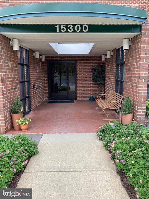 Primary Photo - 15300 Beaverbrook Ct