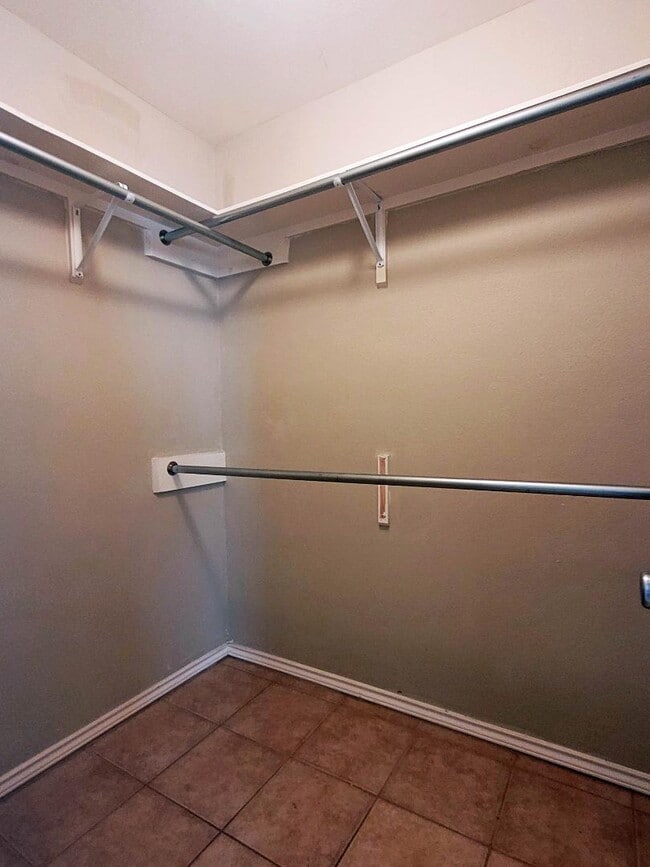 Building Photo - 2502 Cervantes Ave