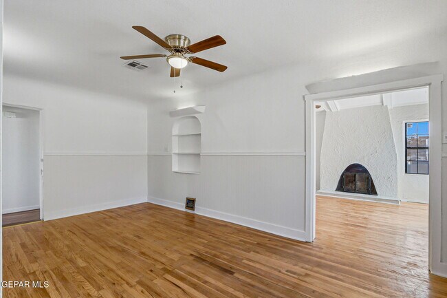 Building Photo - 3249 Lebanon Ave