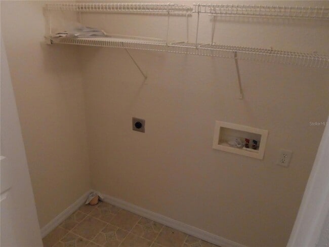 Building Photo - 1221 NW 35th Ave