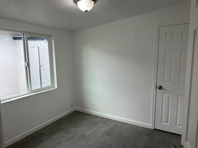 Building Photo - 5455 S 6th Ave