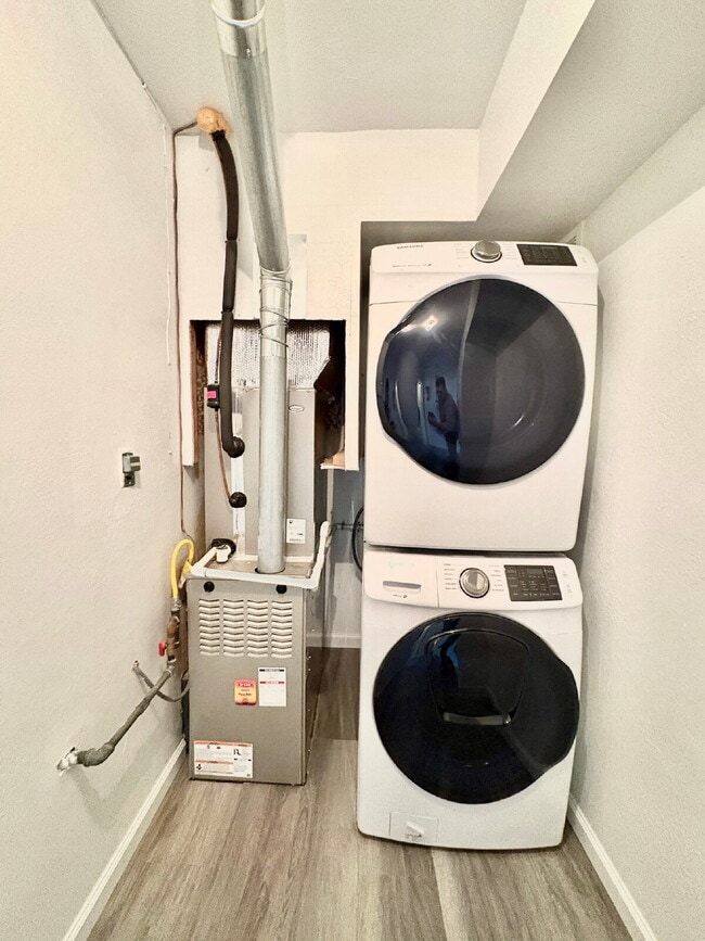 Building Photo - Spacious Single Family Home in Lakes & Birds Fremont