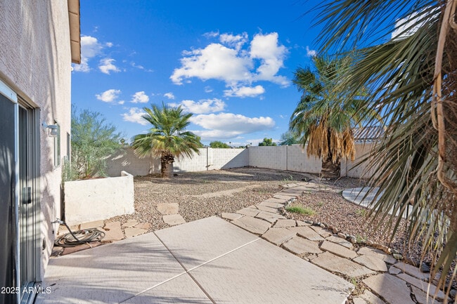 Building Photo - 16175 W Adams St