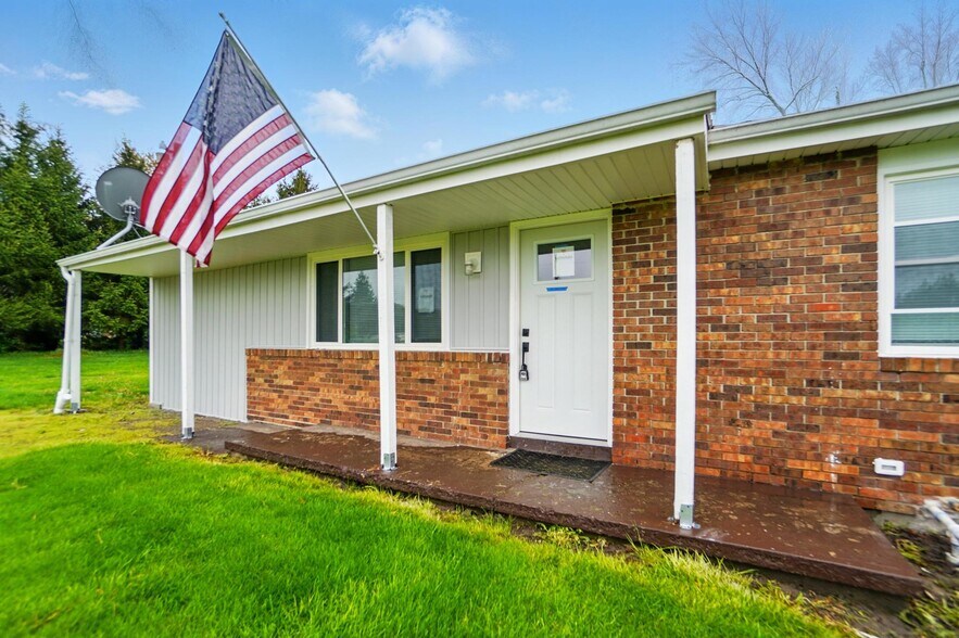 Primary Photo - 6877 County Road 45