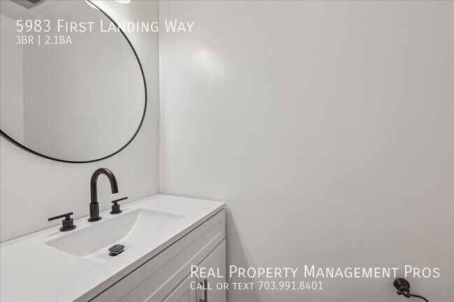 Building Photo - 5983 First Lndg Wy