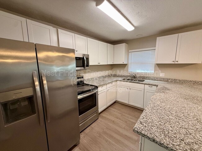 Building Photo - 3336 Cypresswood Dr S