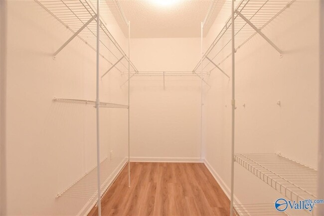 Building Photo - 136 Populus Dr