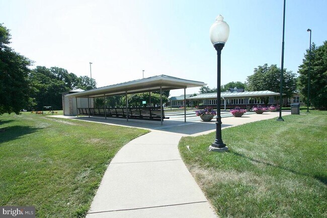 Building Photo - 3100 N Leisure World Blvd