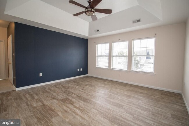 Building Photo - 45567 Bethson St