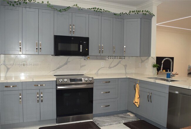 Building Photo - 538 Slippery Rock Rd