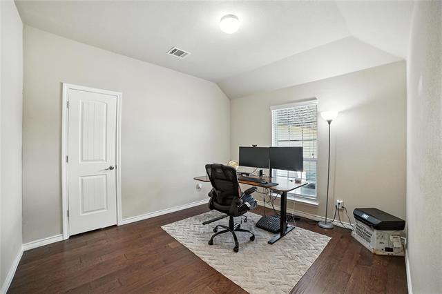 Building Photo - 1402 Palasades Ct