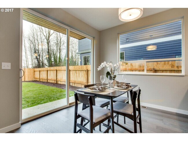 Building Photo - Charming 3BR Home with Fireplace, Bright Open Living Spaces & Loft