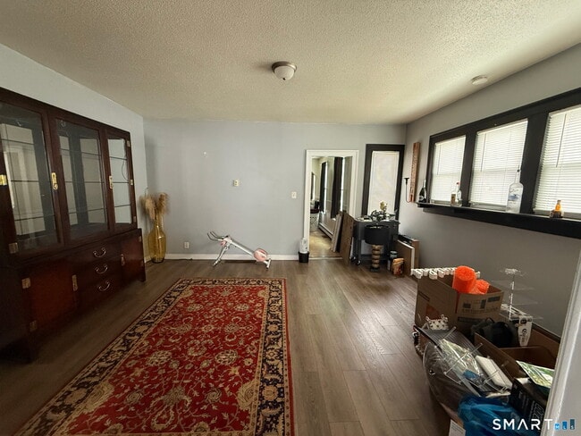 Building Photo - 381 Ellis St