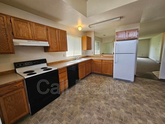 Building Photo - 5108 S Smith Ct