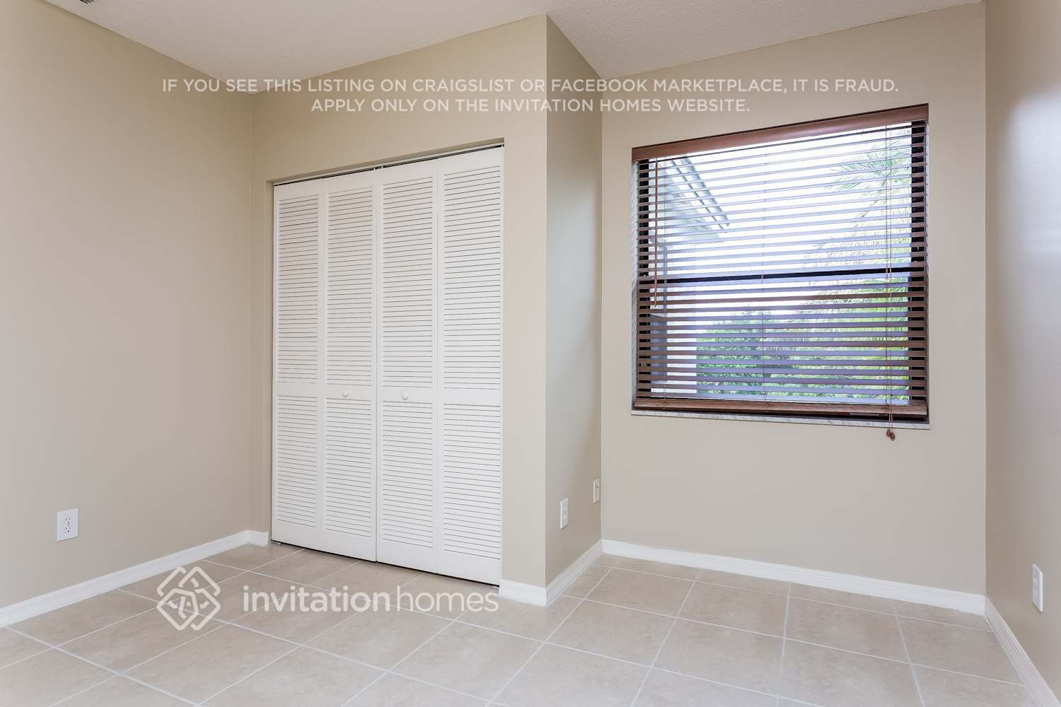 Building Photo - 11249 NW 34th Pl