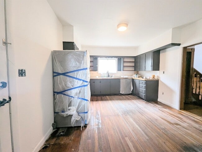 Building Photo - 417 Cliff St