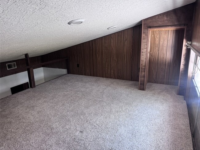 Building Photo - 16477 Piper Ln
