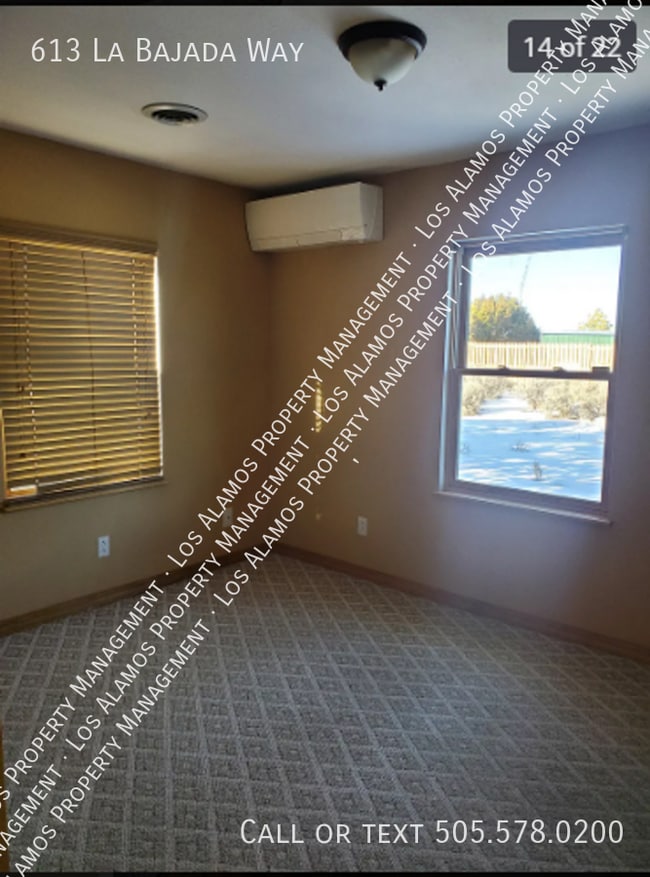 Building Photo - 613 La Bajada Way