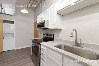 Building Photo - Stylish, Renovated 2BR Loft Apartment in D...