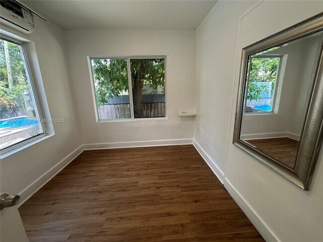Building Photo - 267 NW 33rd St