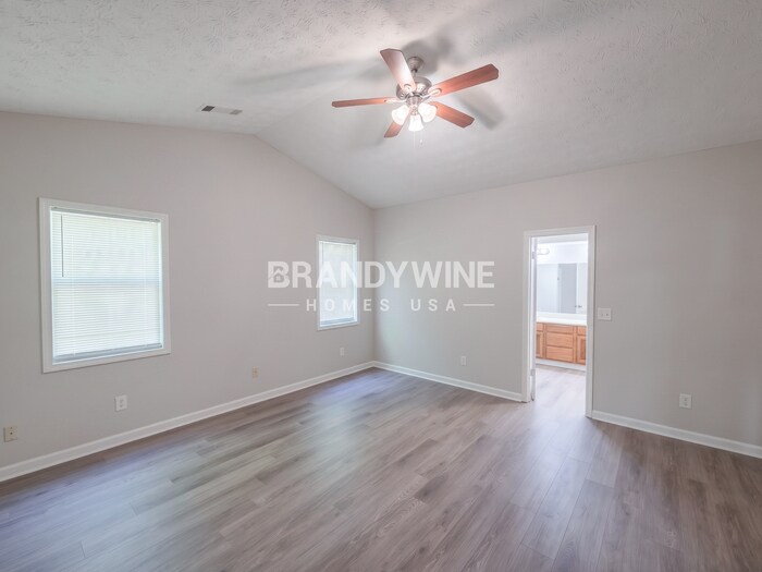 Building Photo - 5900 Homestead Cir