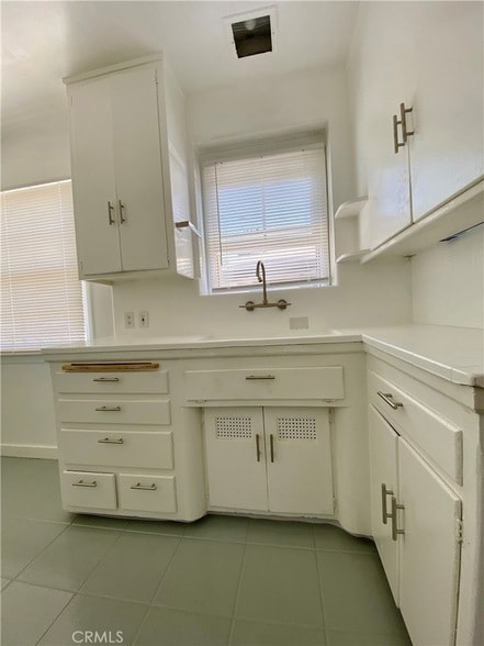 Building Photo - 3718 Gundry Ave