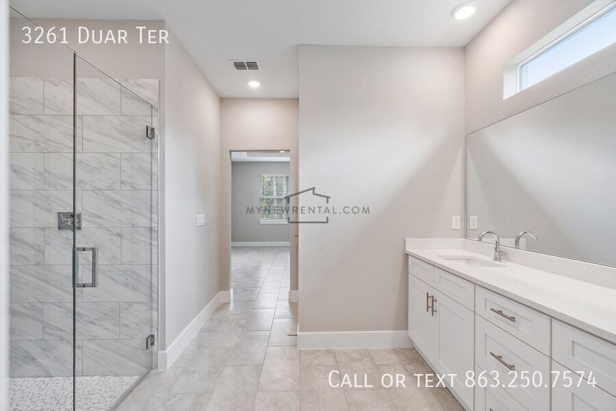 Building Photo - 3261 Duar Terrace