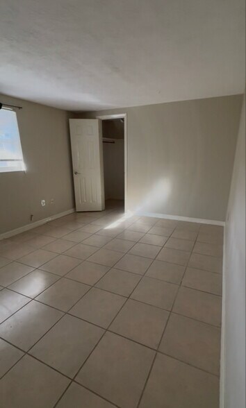 Building Photo - 3509 Nixon Rd