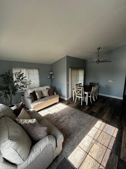 Building Photo - 224 Bertram Dr