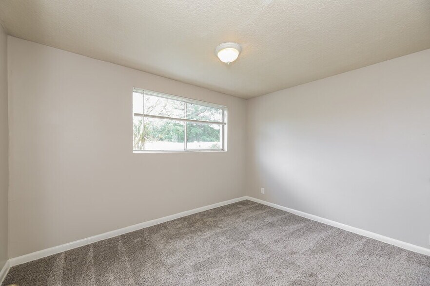 Building Photo - 5322 Boilard Dr