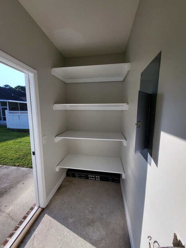 Building Photo - 351 Moss Creek Ln