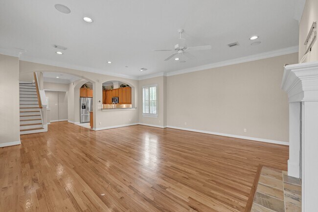 Building Photo - 1204 Cohn St
