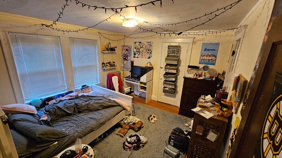 Building Photo - 16 Gerald Rd