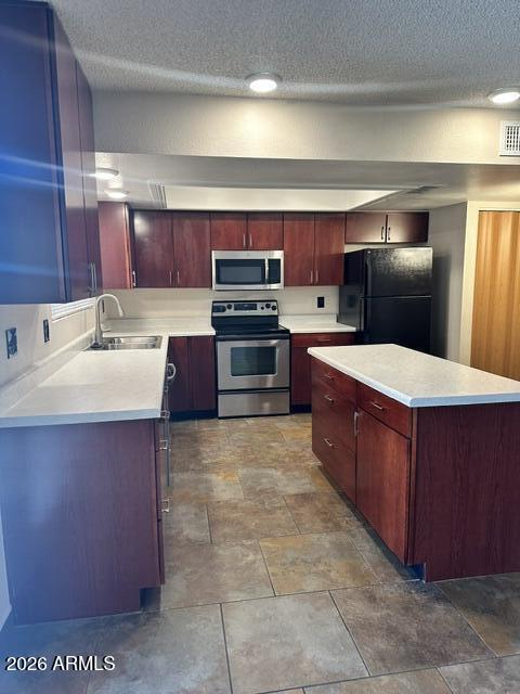 Building Photo - 5805 W Evans Dr