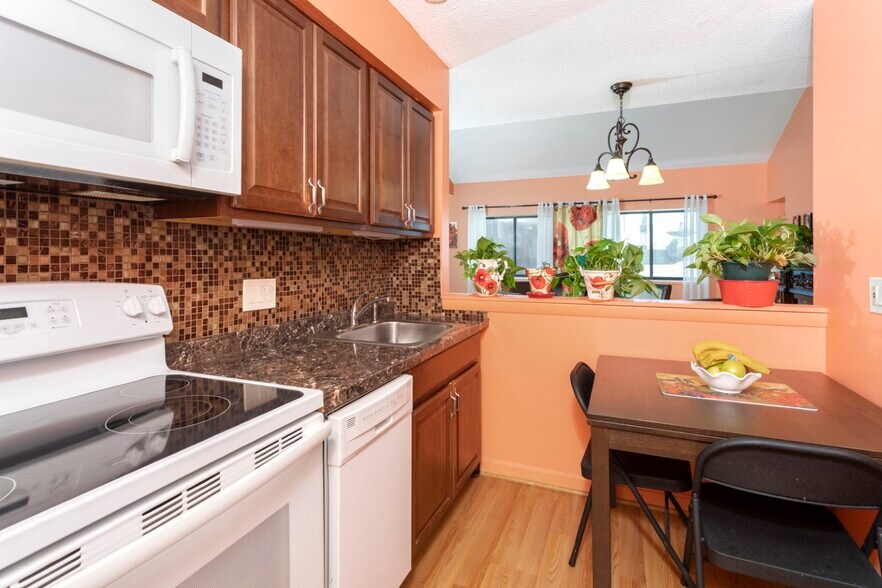 Kitchen - 50 S Common St