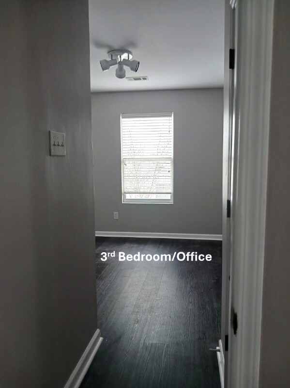 Building Photo - 294 Hiawassee Dr