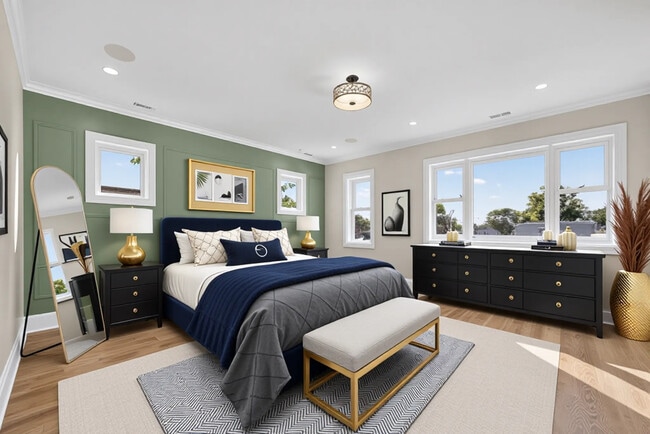 Building Photo - 3019 N Kenneth Ave